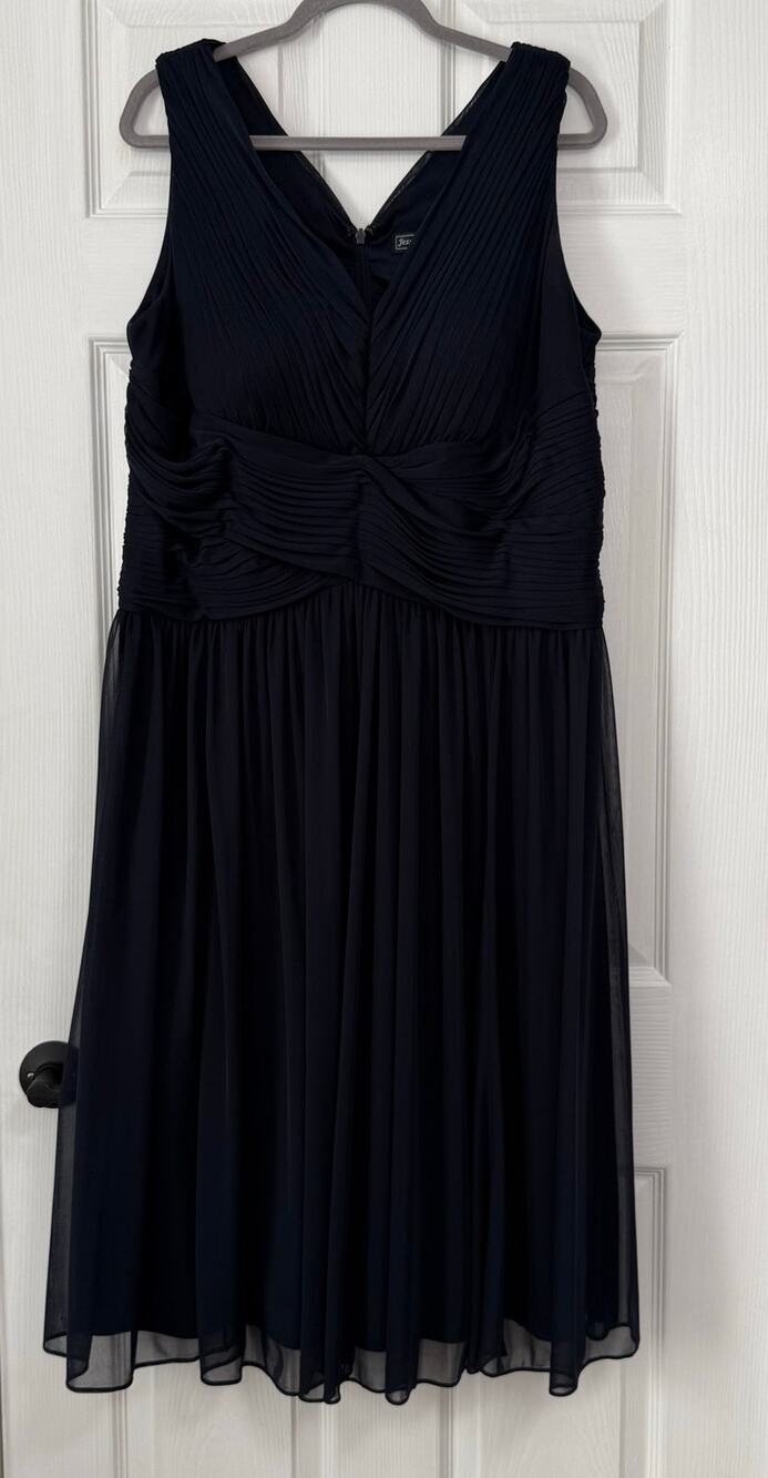 Jessica Howard Women's Navy Chiffon V-Neck Mini Pleat Dress Size 18W